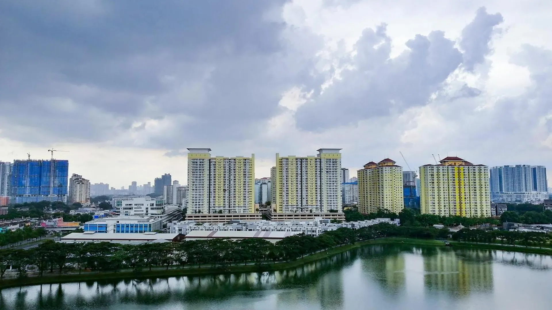 Setapak Central Signature Suites By Manhattan Group Kuala Lumpur